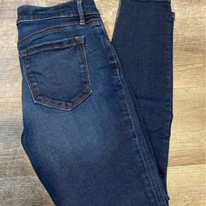 Loft skinny jeans size 4 EUC
